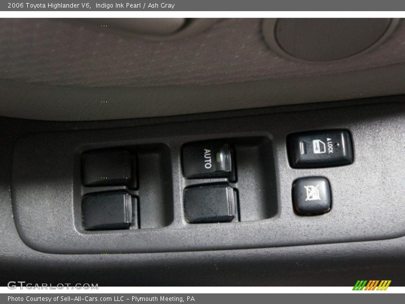 Indigo Ink Pearl / Ash Gray 2006 Toyota Highlander V6