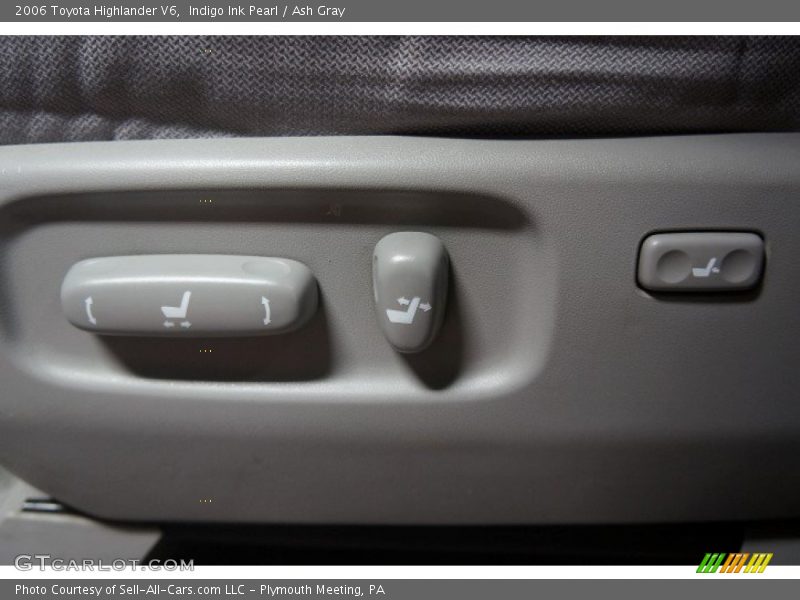 Indigo Ink Pearl / Ash Gray 2006 Toyota Highlander V6