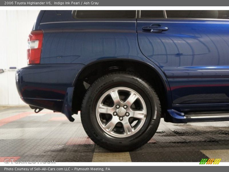 Indigo Ink Pearl / Ash Gray 2006 Toyota Highlander V6