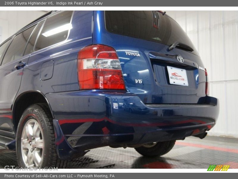Indigo Ink Pearl / Ash Gray 2006 Toyota Highlander V6