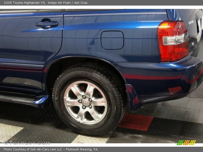 Indigo Ink Pearl / Ash Gray 2006 Toyota Highlander V6