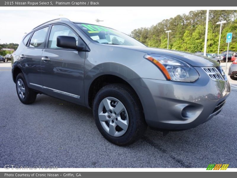 Front 3/4 View of 2015 Rogue Select S