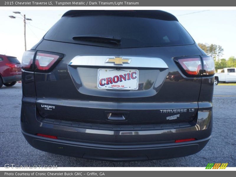 Tungsten Metallic / Dark Titanium/Light Titanium 2015 Chevrolet Traverse LS