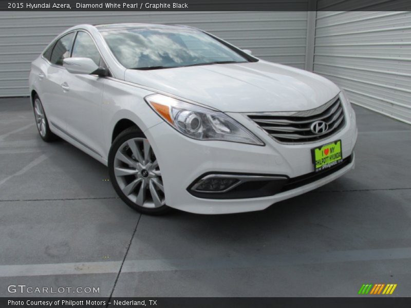 Diamond White Pearl / Graphite Black 2015 Hyundai Azera