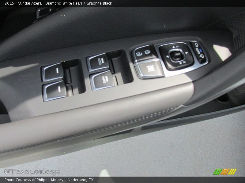 Diamond White Pearl / Graphite Black 2015 Hyundai Azera