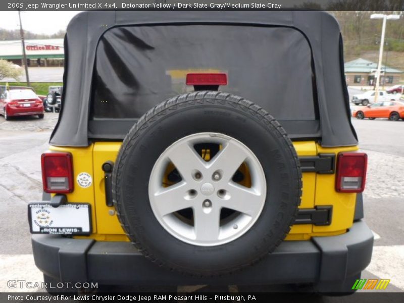 Detonator Yellow / Dark Slate Gray/Medium Slate Gray 2009 Jeep Wrangler Unlimited X 4x4