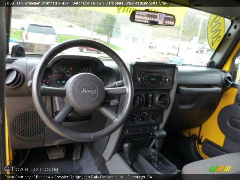 Detonator Yellow / Dark Slate Gray/Medium Slate Gray 2009 Jeep Wrangler Unlimited X 4x4