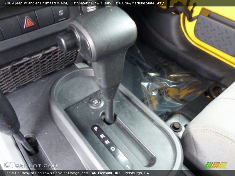 Detonator Yellow / Dark Slate Gray/Medium Slate Gray 2009 Jeep Wrangler Unlimited X 4x4