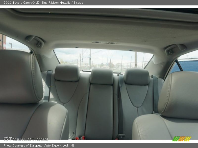 Blue Ribbon Metallic / Bisque 2011 Toyota Camry XLE