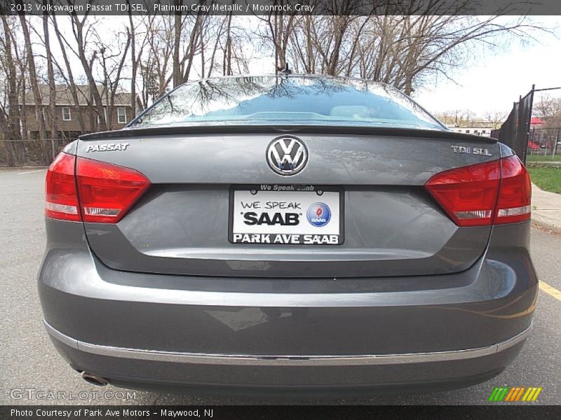 Platinum Gray Metallic / Moonrock Gray 2013 Volkswagen Passat TDI SEL