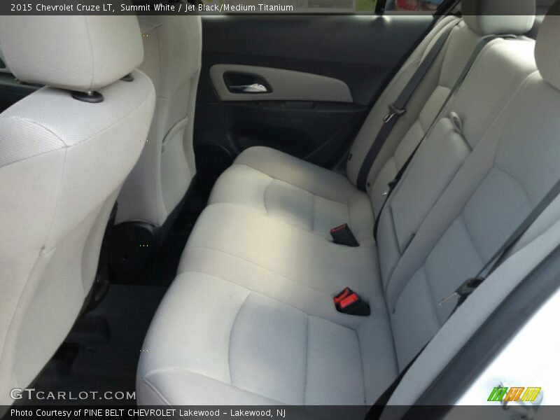 Summit White / Jet Black/Medium Titanium 2015 Chevrolet Cruze LT