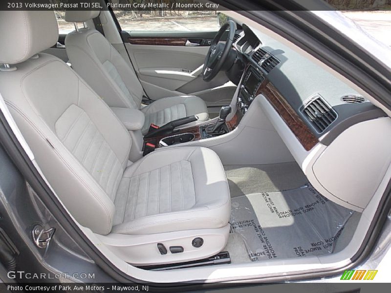 Platinum Gray Metallic / Moonrock Gray 2013 Volkswagen Passat TDI SEL