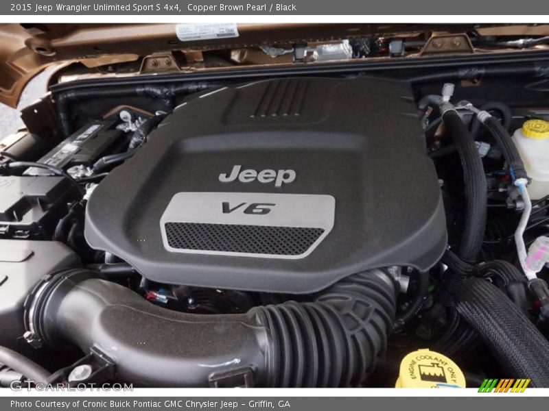 Copper Brown Pearl / Black 2015 Jeep Wrangler Unlimited Sport S 4x4