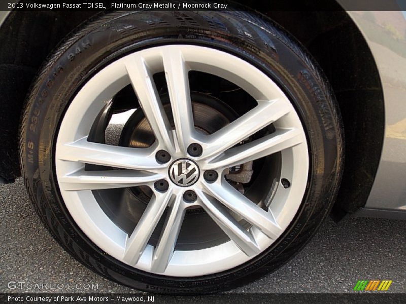 Platinum Gray Metallic / Moonrock Gray 2013 Volkswagen Passat TDI SEL