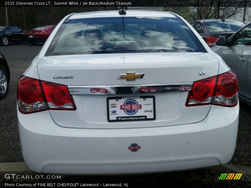 Summit White / Jet Black/Medium Titanium 2015 Chevrolet Cruze LT