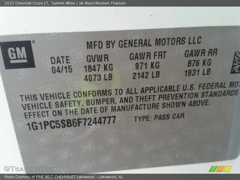 Summit White / Jet Black/Medium Titanium 2015 Chevrolet Cruze LT