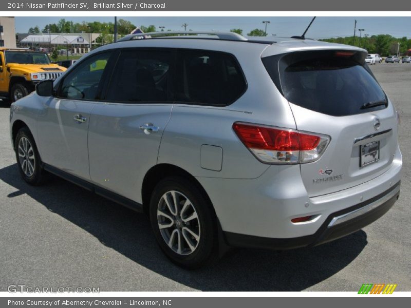 Brilliant Silver / Charcoal 2014 Nissan Pathfinder SV