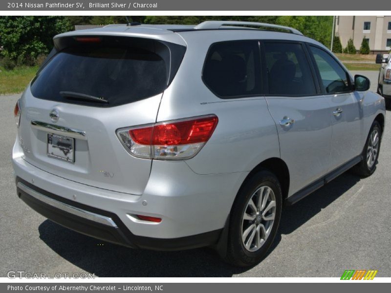 Brilliant Silver / Charcoal 2014 Nissan Pathfinder SV