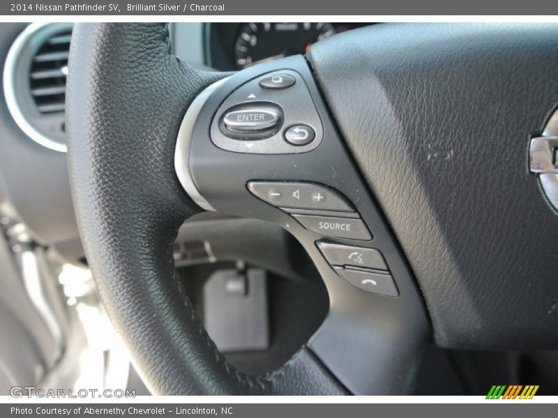 Brilliant Silver / Charcoal 2014 Nissan Pathfinder SV