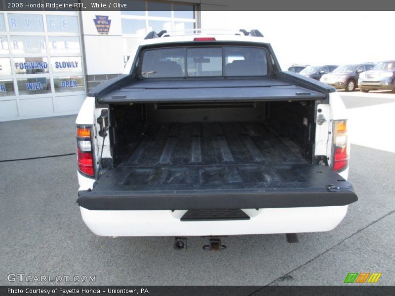 White / Olive 2006 Honda Ridgeline RTL