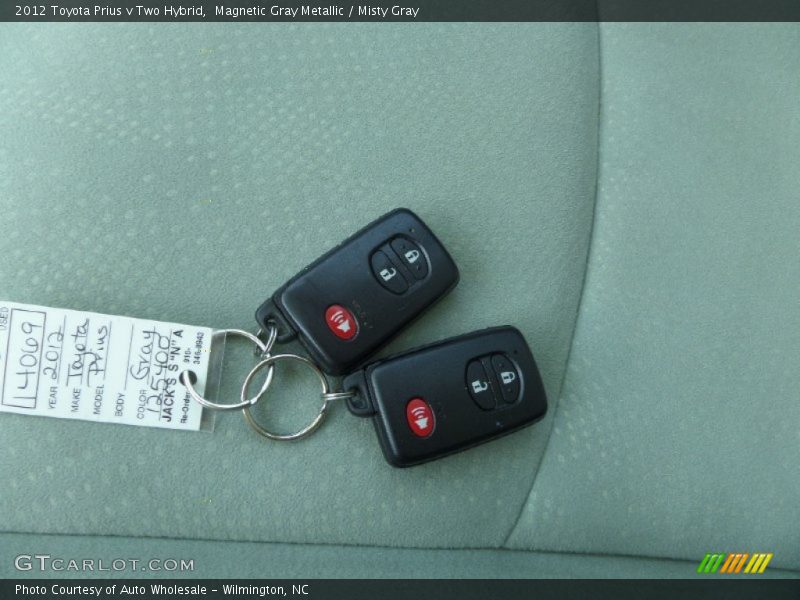 Magnetic Gray Metallic / Misty Gray 2012 Toyota Prius v Two Hybrid