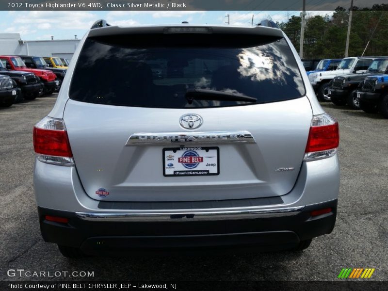 Classic Silver Metallic / Black 2012 Toyota Highlander V6 4WD
