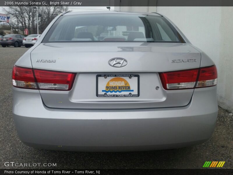 Bright Silver / Gray 2006 Hyundai Sonata GL