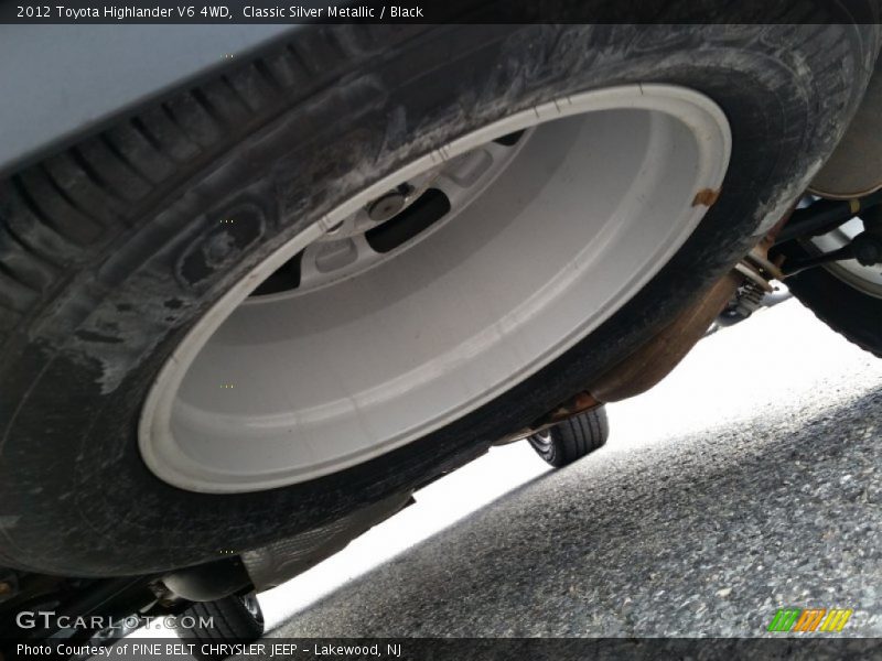 Classic Silver Metallic / Black 2012 Toyota Highlander V6 4WD