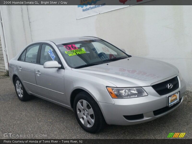 Bright Silver / Gray 2006 Hyundai Sonata GL