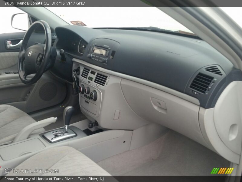 Bright Silver / Gray 2006 Hyundai Sonata GL