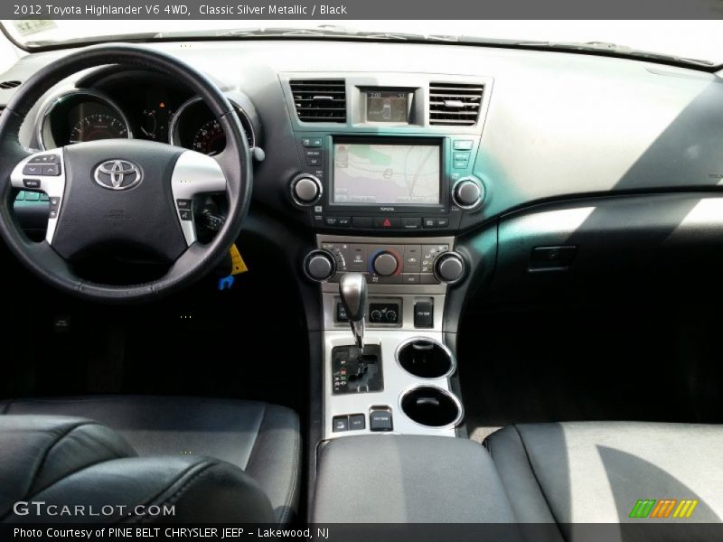 Classic Silver Metallic / Black 2012 Toyota Highlander V6 4WD