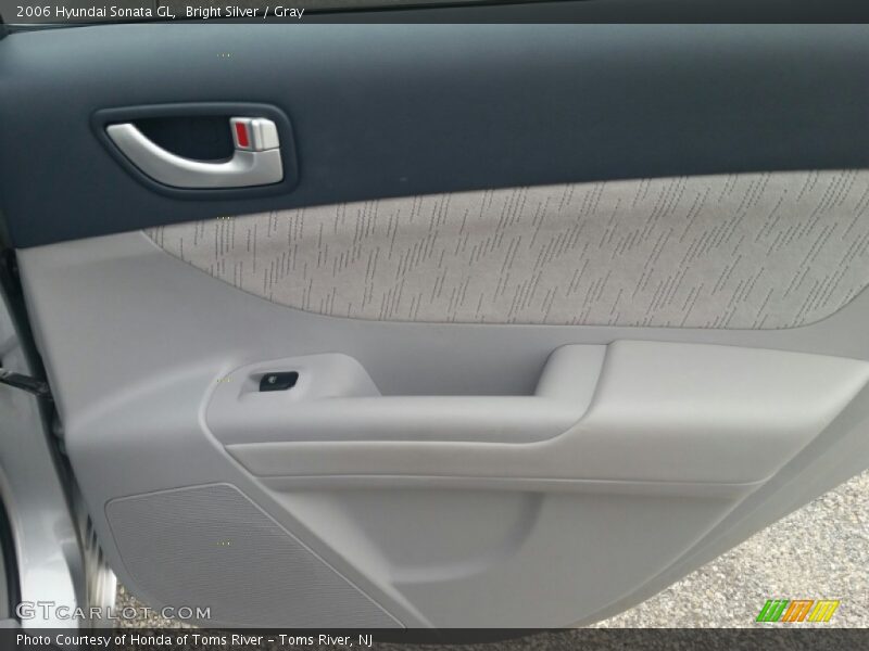 Bright Silver / Gray 2006 Hyundai Sonata GL