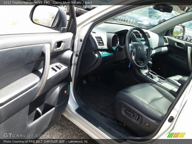 Classic Silver Metallic / Black 2012 Toyota Highlander V6 4WD