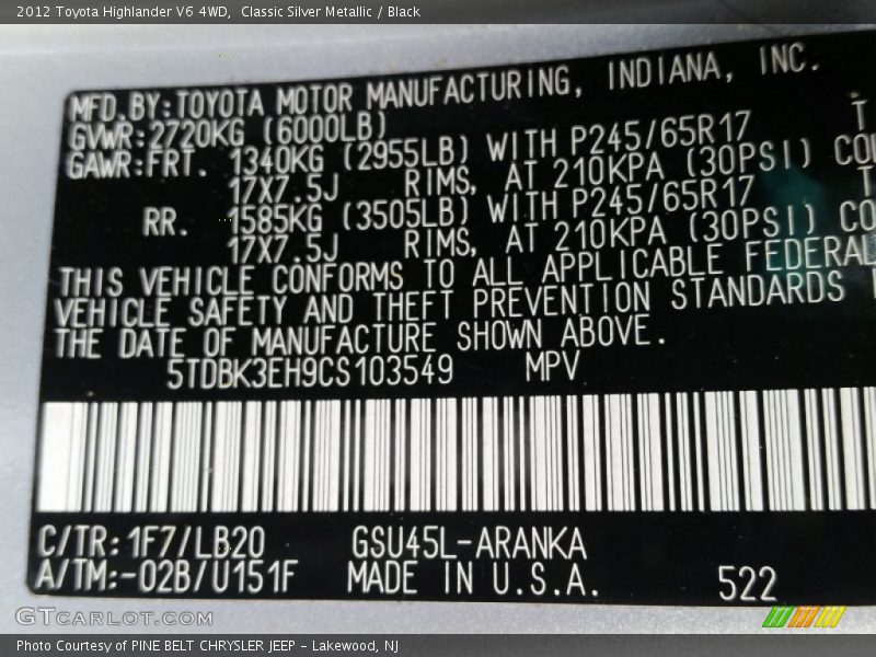 Classic Silver Metallic / Black 2012 Toyota Highlander V6 4WD