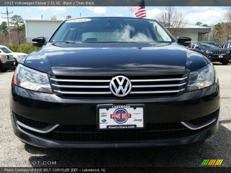 Black / Titan Black 2013 Volkswagen Passat 2.5L SE
