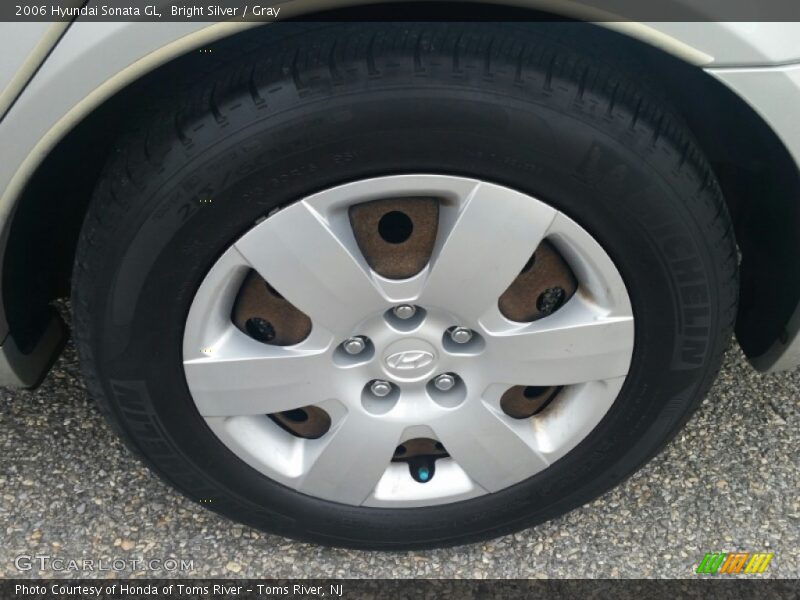 Bright Silver / Gray 2006 Hyundai Sonata GL