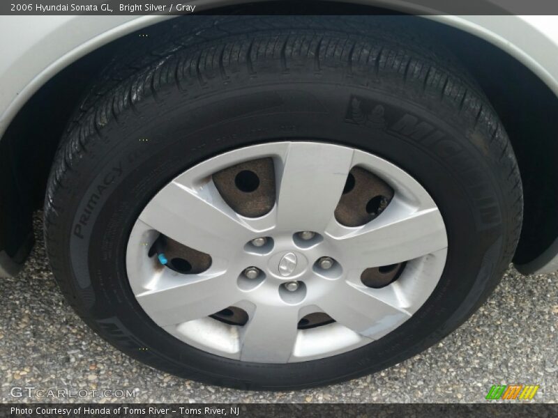 Bright Silver / Gray 2006 Hyundai Sonata GL