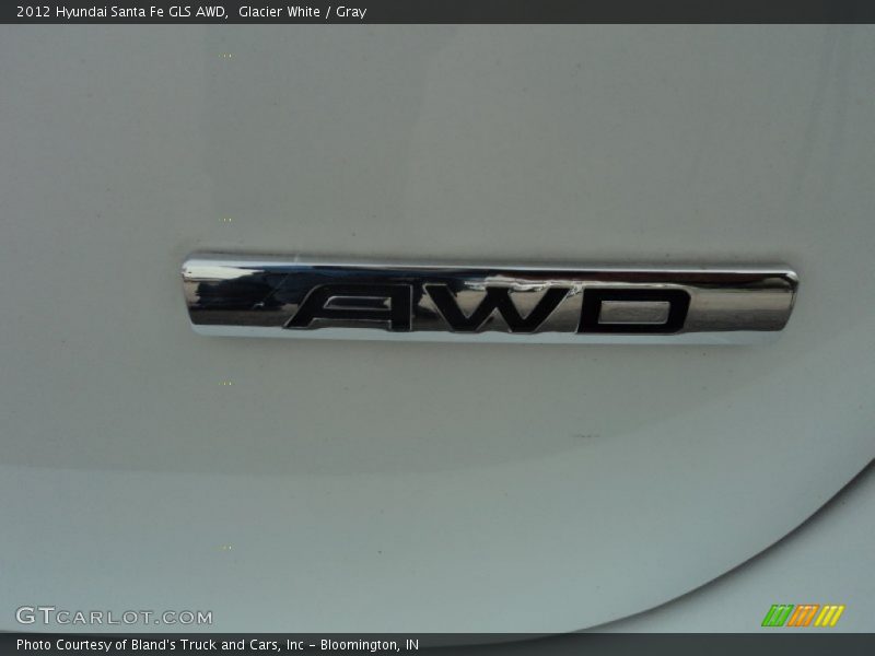 Glacier White / Gray 2012 Hyundai Santa Fe GLS AWD
