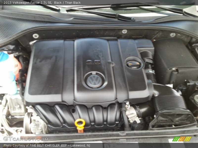Black / Titan Black 2013 Volkswagen Passat 2.5L SE