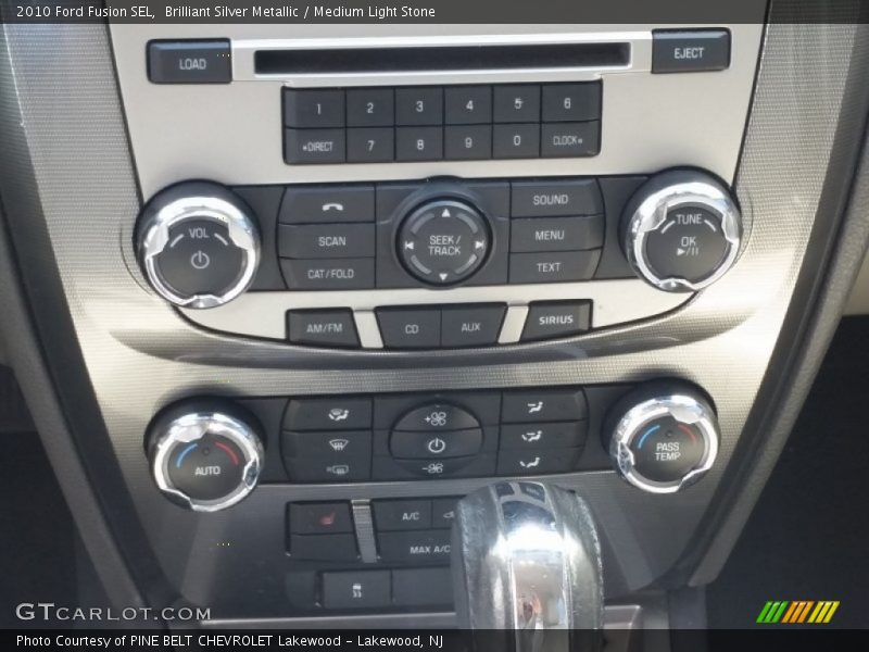 Brilliant Silver Metallic / Medium Light Stone 2010 Ford Fusion SEL