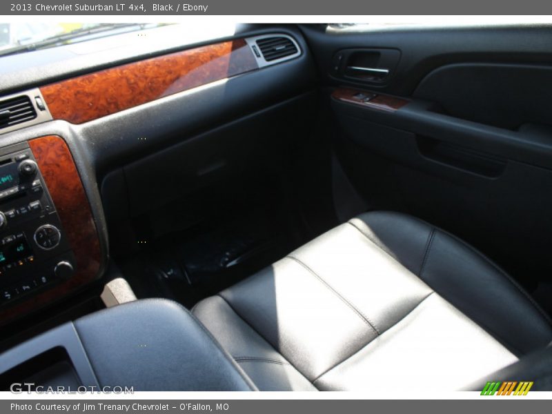 Black / Ebony 2013 Chevrolet Suburban LT 4x4
