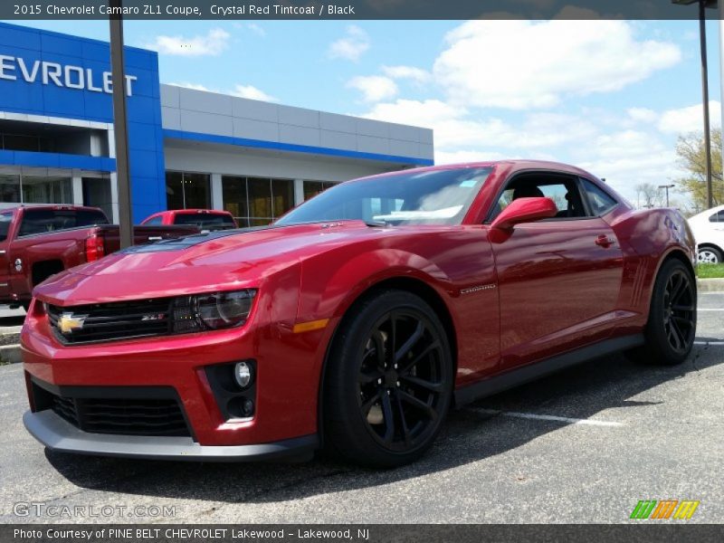 Front 3/4 View of 2015 Camaro ZL1 Coupe