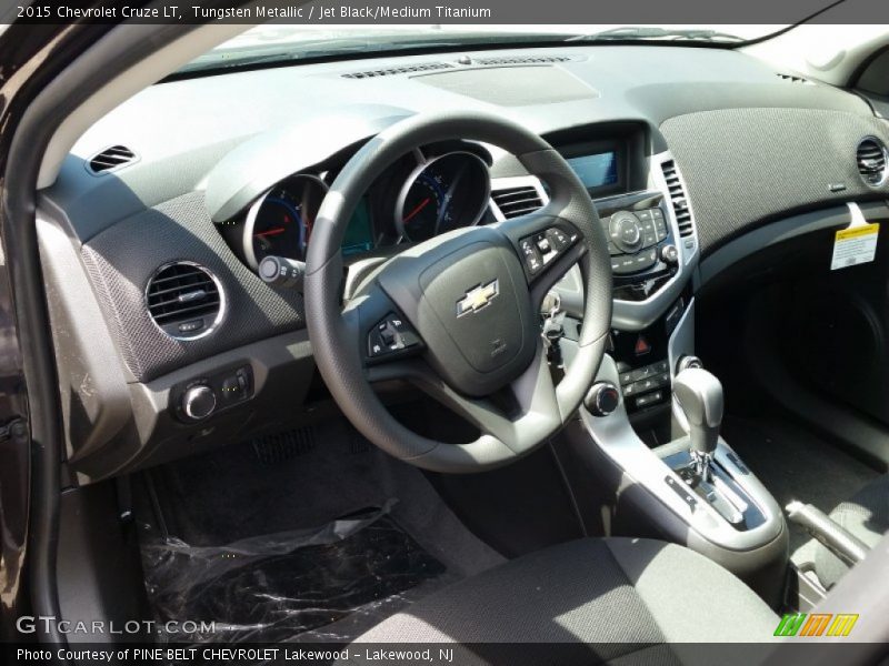 Tungsten Metallic / Jet Black/Medium Titanium 2015 Chevrolet Cruze LT