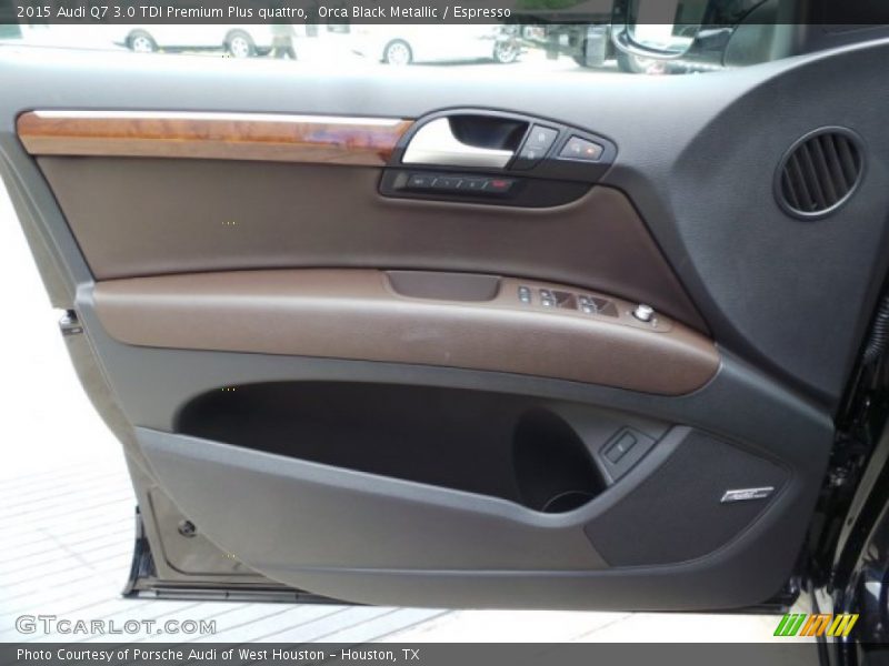 Door Panel of 2015 Q7 3.0 TDI Premium Plus quattro