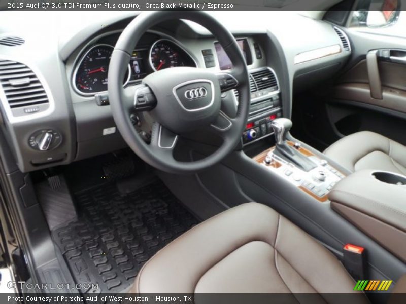  2015 Q7 3.0 TDI Premium Plus quattro Espresso Interior