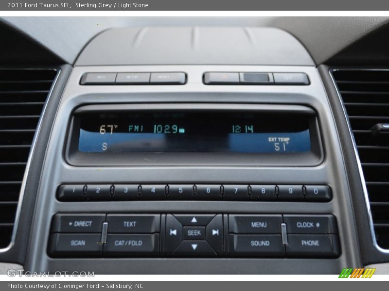 Sterling Grey / Light Stone 2011 Ford Taurus SEL