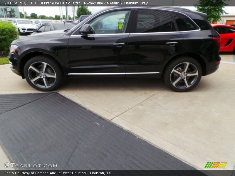 Mythos Black Metallic / Titanium Gray 2015 Audi Q5 3.0 TDI Premium Plus quattro