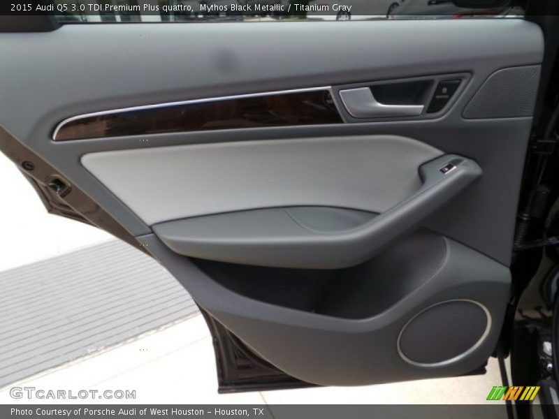 Mythos Black Metallic / Titanium Gray 2015 Audi Q5 3.0 TDI Premium Plus quattro