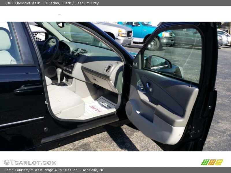 Black / Titanium Gray 2007 Chevrolet Malibu LT Sedan