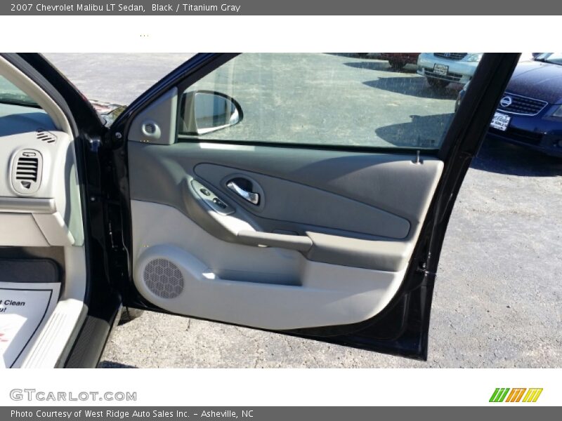 Black / Titanium Gray 2007 Chevrolet Malibu LT Sedan